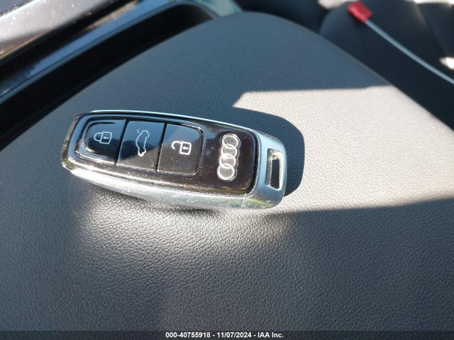 WA1BVAF12KD019414 Audi Q8 55 Premium
