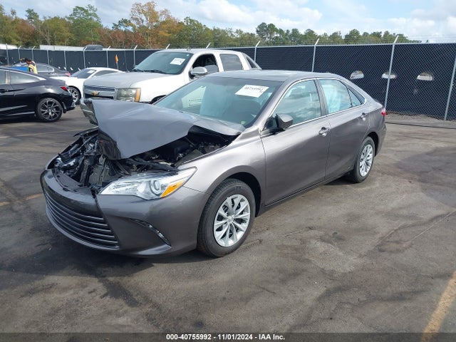 Toyota CAMRY LE 2017 4T1BF1FK9HU323839 Image 2