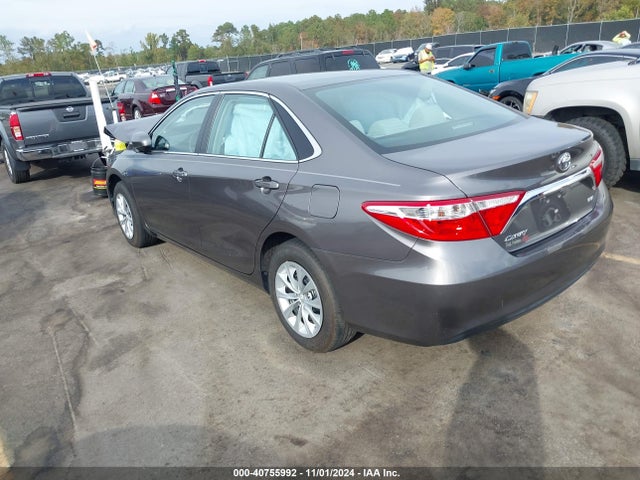 Toyota CAMRY LE 2017 4T1BF1FK9HU323839 Image 3