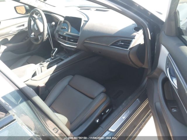 2022 CADILLAC CT5-V 1G6DR5RW7N0135997 Photo 4