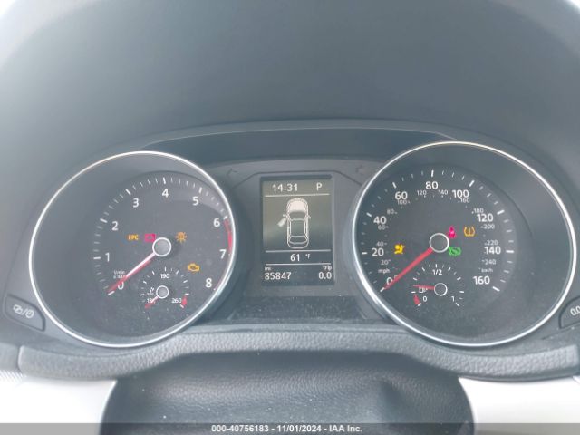 1VWAT7A37HC081390 Volkswagen Passat 1.8t S