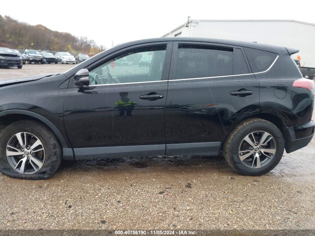 Toyota Rav4 Xle 2018 2T3RFREV3JW814588 Image 14