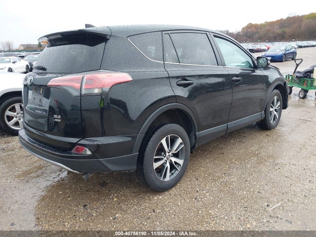 Toyota Rav4 Xle 2018 2T3RFREV3JW814588 Image 4