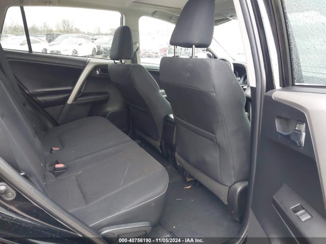 Toyota Rav4 Xle 2018 2T3RFREV3JW814588 Image 8