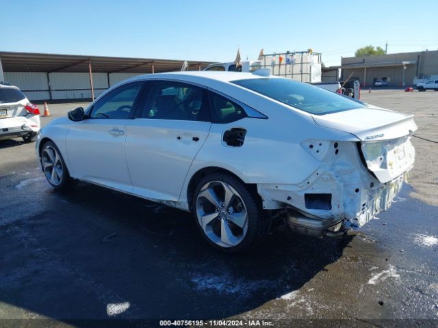 1HGCV2F95JA005725 Honda Accord Touring 2.0t