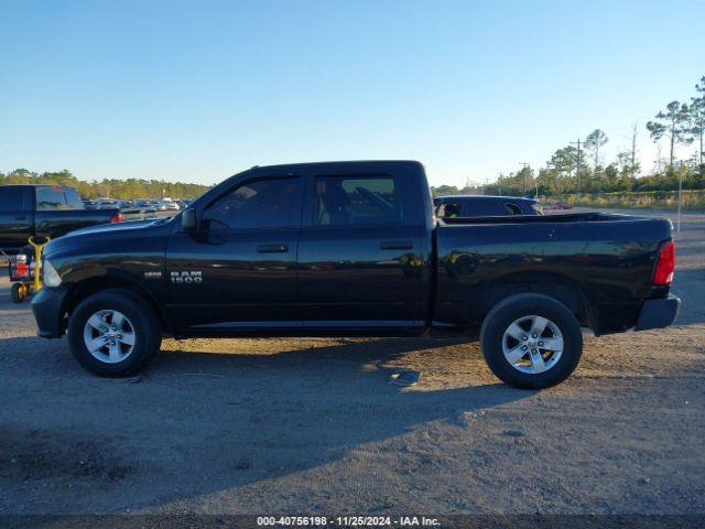 3C6RR7KT7JG219457 RAM 1500 Express  4x4 5'7 Box