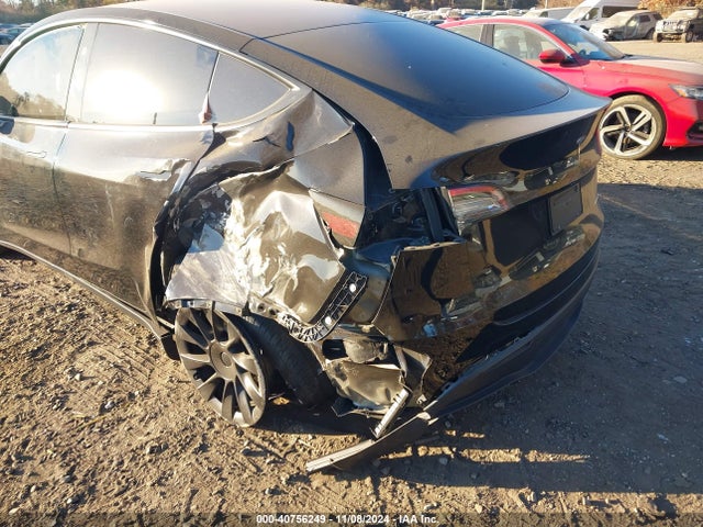 2023 TESLA MODEL Y 7SAYGDEE5PA184972 Photo 5