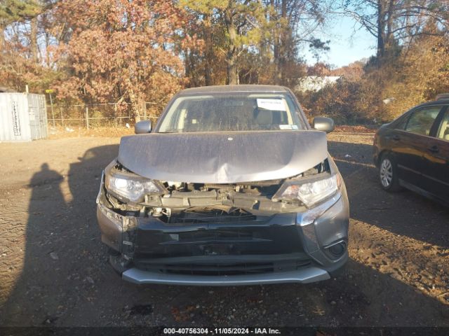JA4AZ3A38JZ057333 Mitsubishi Outlander Es