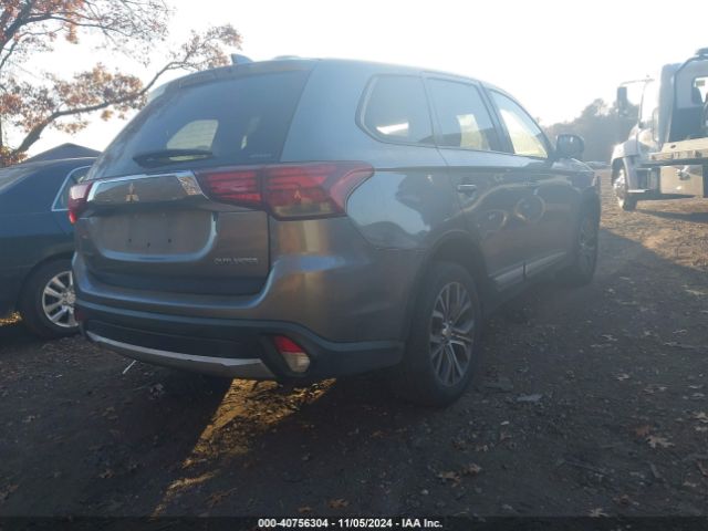 JA4AZ3A38JZ057333 Mitsubishi Outlander Es