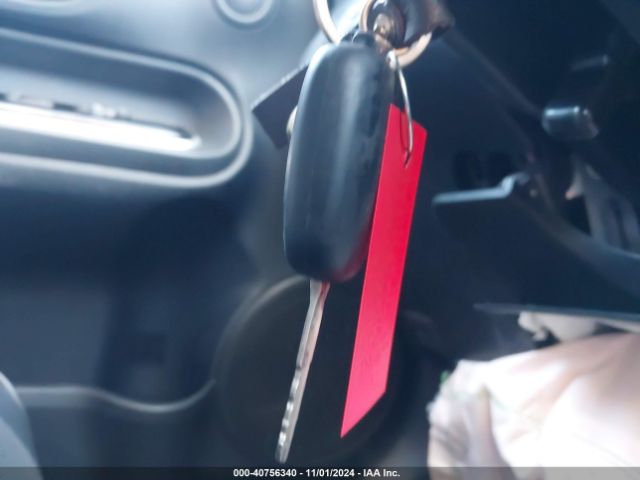 JTDKDTB32F1579677 Toyota Prius C Two