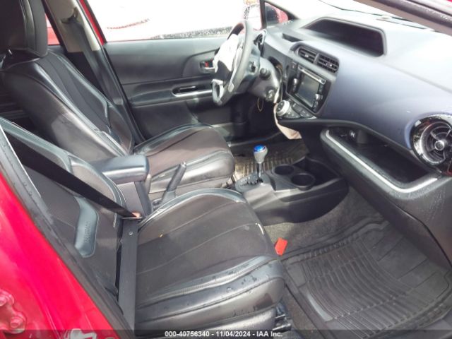 JTDKDTB32F1579677 Toyota Prius C Two
