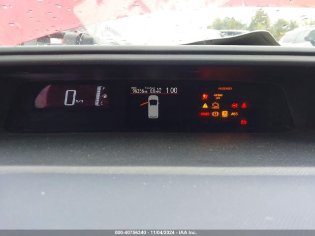 JTDKDTB32F1579677 Toyota Prius C Two