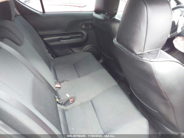 JTDKDTB32F1579677 Toyota Prius C Two