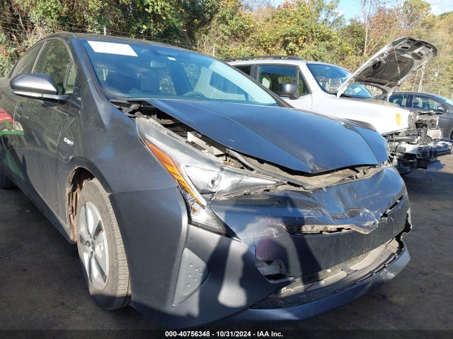 Toyota Prius Two Eco 2016 JTDKARFU0G3004580 Image 6