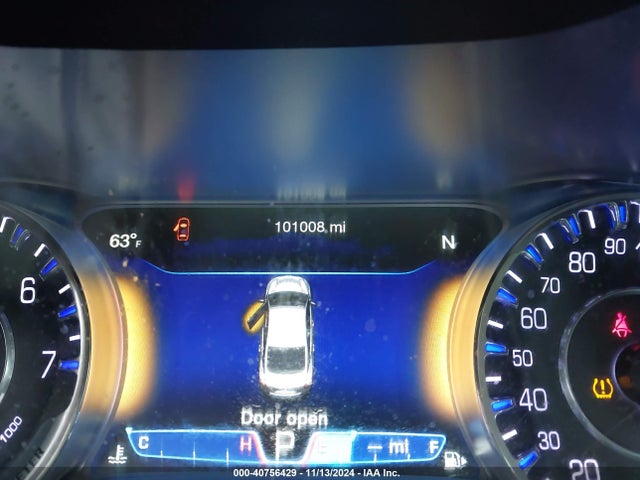 2016 Chrysler 200 C Platinum მანქანა იყიდება აუქციონზე, vin: 1C3CCCCG4GN185007, აუქციონის ნომერი: 40756429