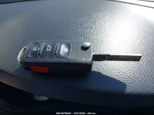 3VW2K7AJ3EM422414 Volkswagen Jetta 2.0l S