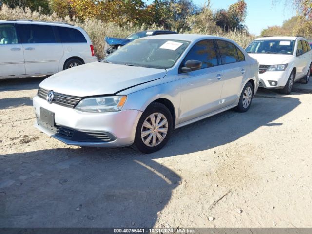 3VW2K7AJ3EM422414 Volkswagen Jetta 2.0l S
