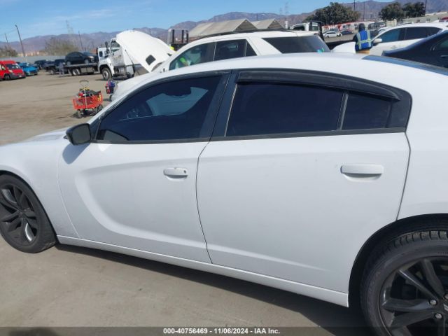 2C3CDXHG7HH623655 Dodge Charger Sxt Rwd