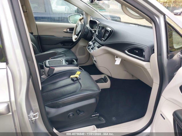 2C4RC1N73JR159273 Chrysler Pacifica Hybrid Limited