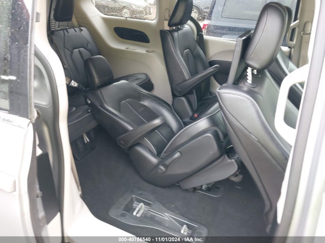 2C4RC1N73JR159273 Chrysler Pacifica Hybrid Limited