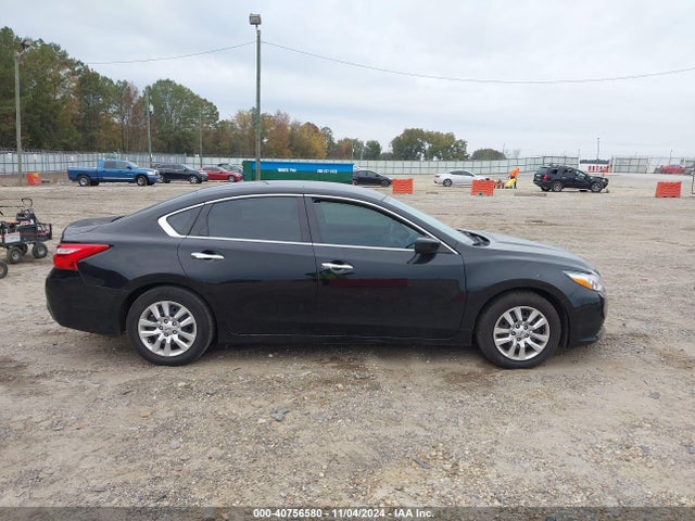 Nissan Altima 2.5 S 2017 1N4AL3AP0HN324546 Image 13