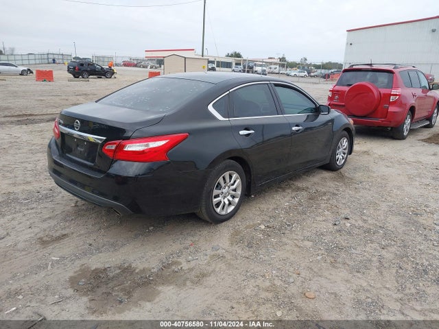 Nissan Altima 2.5 S 2017 1N4AL3AP0HN324546 Image 4