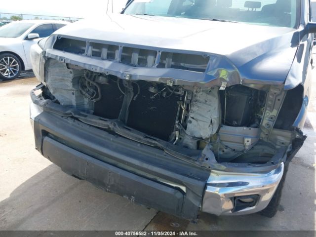 5TFDW5F10JX774724 Toyota Tundra Sr5 5.7l V8