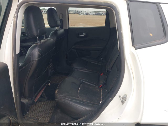 3C4NJCBB1KT699812 Jeep Compass Latitude Fwd
