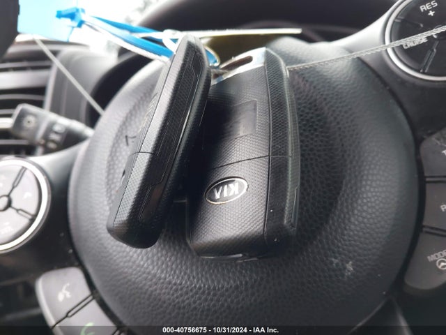 KIA SOUL + 2016 KNDJP3A54G7373281 Image 11