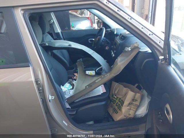 KIA Soul 2014 KNDJN2A26E7025176 Image 5