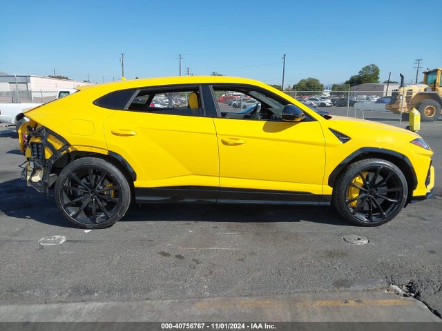 ZPBUA1ZL3NLA21795 Lamborghini Urus Graphite Capsule/pearl Capsule