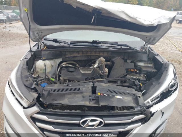 KM8J33A27JU715957 Hyundai Tucson Value