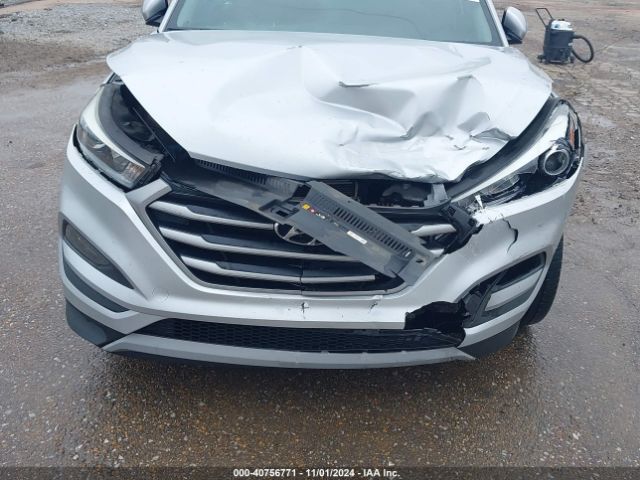 KM8J33A27JU715957 Hyundai Tucson Value