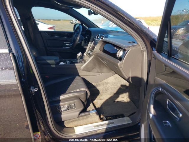 2018 BENTLEY BENTAYGA SJAAC2ZV9JC022151 Photo 4