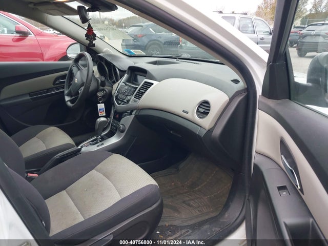 Chevrolet Cruze Ls Auto 2014 1G1PA5SG7E7297634 Image 5