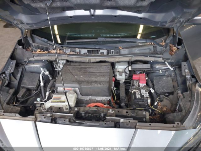 1N4AZ1CP5KC302920 Nissan LEAF S