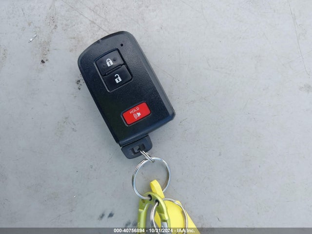 Toyota Prius C Four/one/three/two 2015 JTDKDTB36F1580539 Image 11