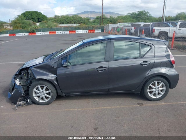 Toyota Prius C Four/one/three/two 2015 JTDKDTB36F1580539 Image 15