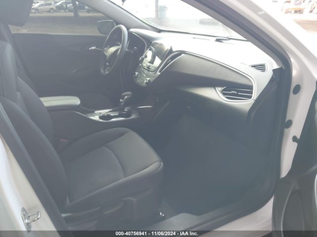 1G1ZD5ST7NF157134 Chevrolet Malibu Fwd Lt