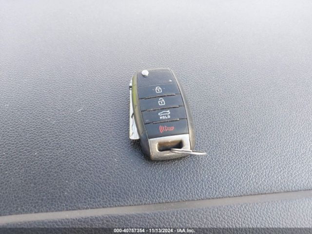 KNADM4A3XH6028903 KIA RIO LX