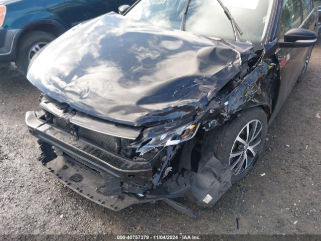 3VWDB7AJ5HM229372 Volkswagen Jetta 1.4t Se