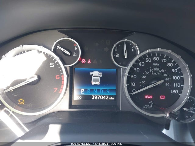 5TFFY5F15EX163452 Toyota Tundra Limited 5.7l V8