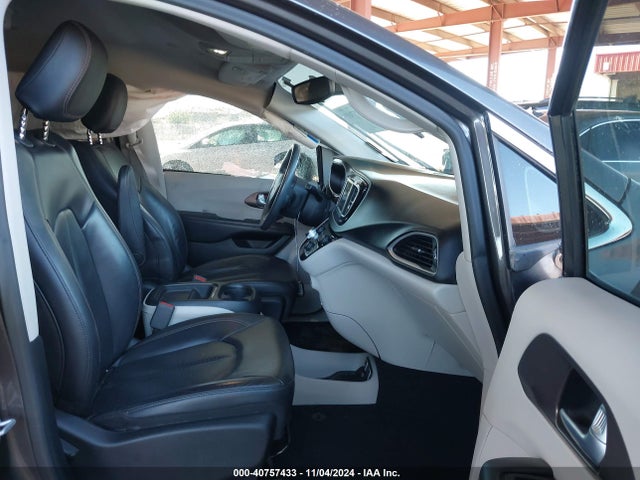 Chrysler Pacifica Touring L 2018 2C4RC1BG0JR140264 Image 5