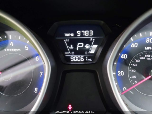 KMHDH4AEXFU224529 Hyundai ELANTRA SE