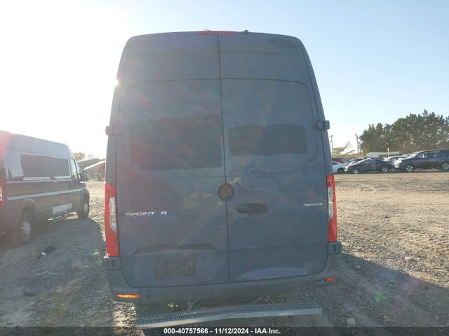 WD4PF1CD7KP131721 Mercedes-Benz Sprinter 2500 High Roof V6
