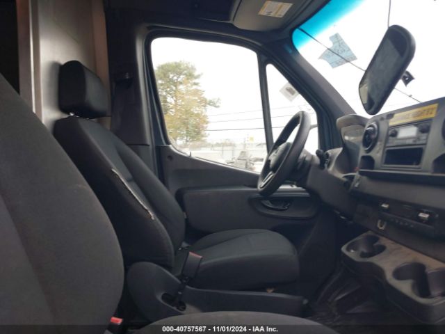 WD4PF1CD4KP123169 Mercedes-Benz Sprinter 2500 High Roof V6