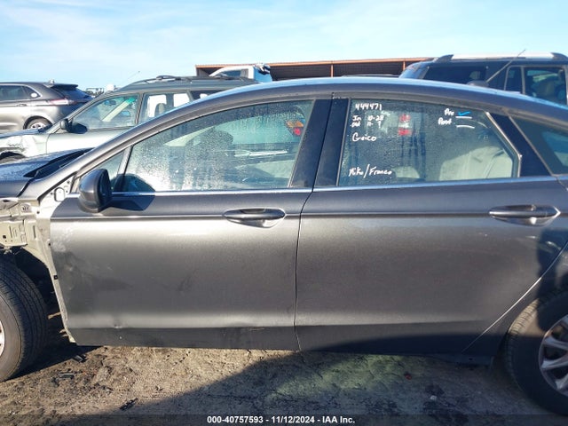 Ford FUSION S 2016 3FA6P0G79GR338490 Image 15