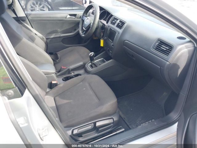 3VW2K7AJ7FM242225 Volkswagen Jetta 2.0l S