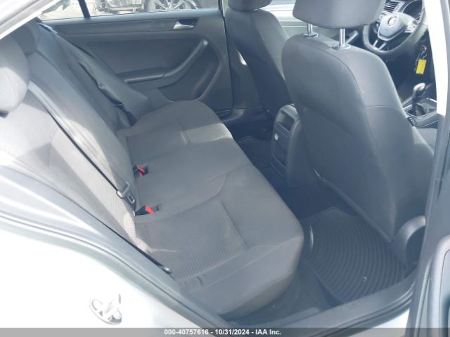 3VW2K7AJ7FM242225 Volkswagen Jetta 2.0l S