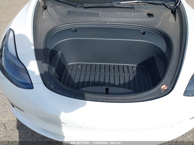 2023 TESLA MODEL 3 5YJ3E1EA0PF513296 Photo 9